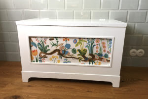 Kabinettsrücke Webseite Bilder Musterstücke Josef Frank Küchentruhe 1